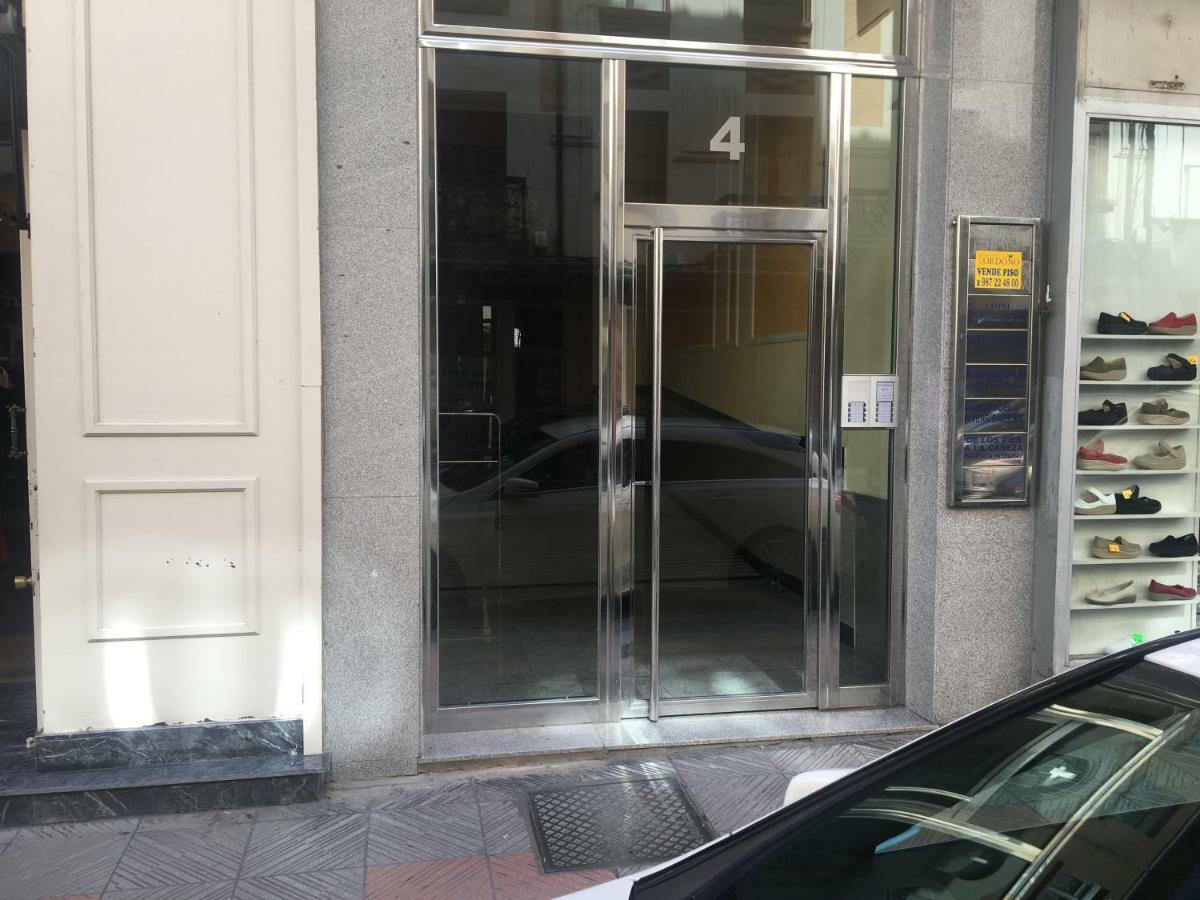 Apartamentos Gyc Viviendas Gold León Exteriér fotografie